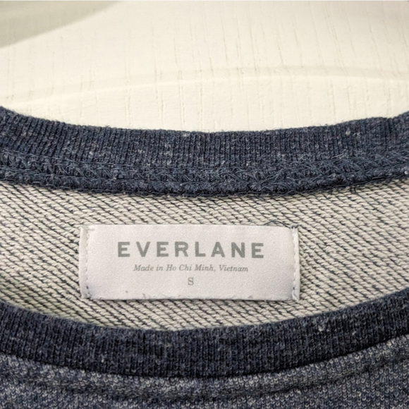 Everlane | Pullover Crewneck in Heathered Navy - Picture 6 of 9